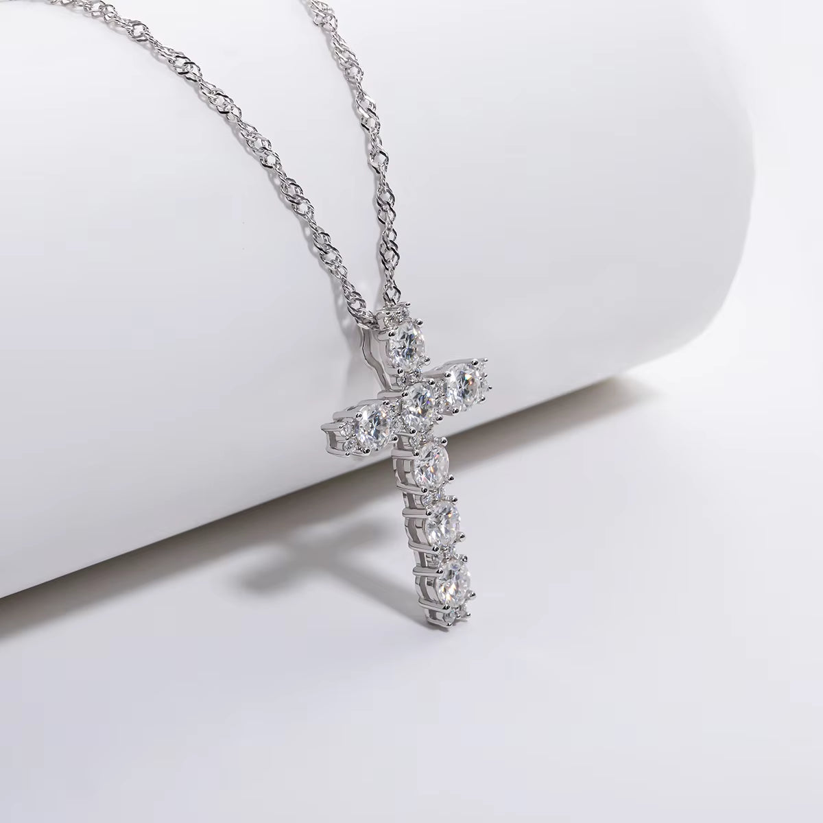 Anujewel 4MM 2.1 Carat D Color Moissanite Diamond Cross Pendant Necklace 925 Sterling Silver 18K Gold Plated Customs Jewelry