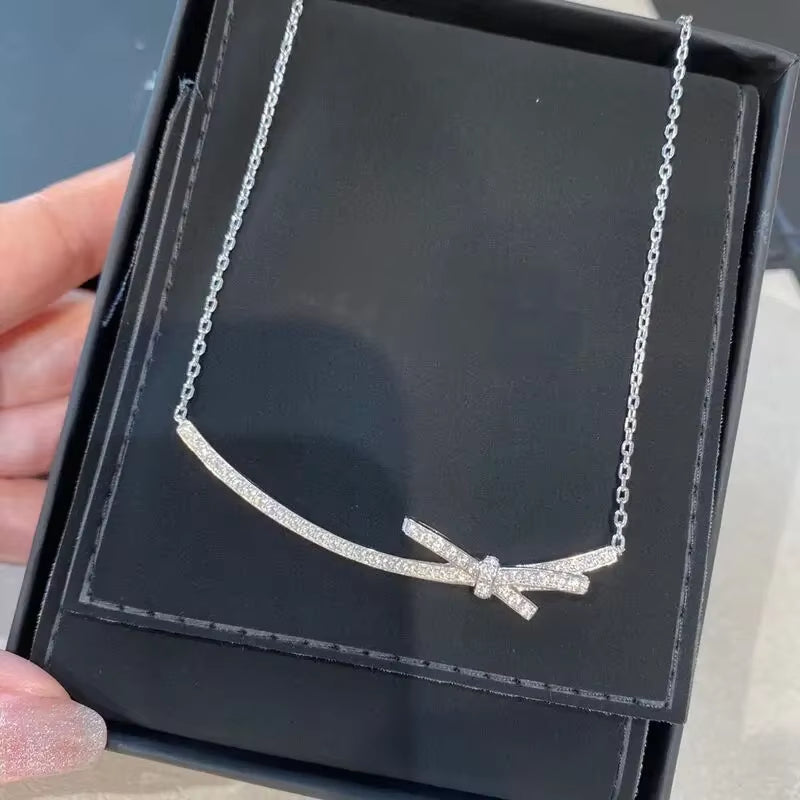 Exquisite Luxury Women 925 Sterling Silver Necklace Elegant Bow Full Smile Zircon Clavicle Sweater Chain Women Necklace